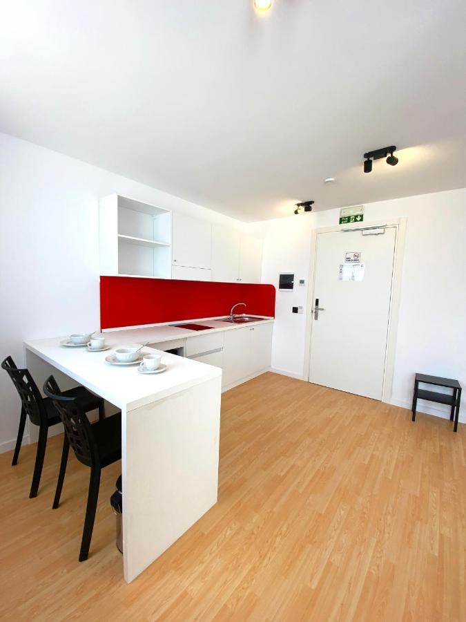 Citizen Aparthotel *